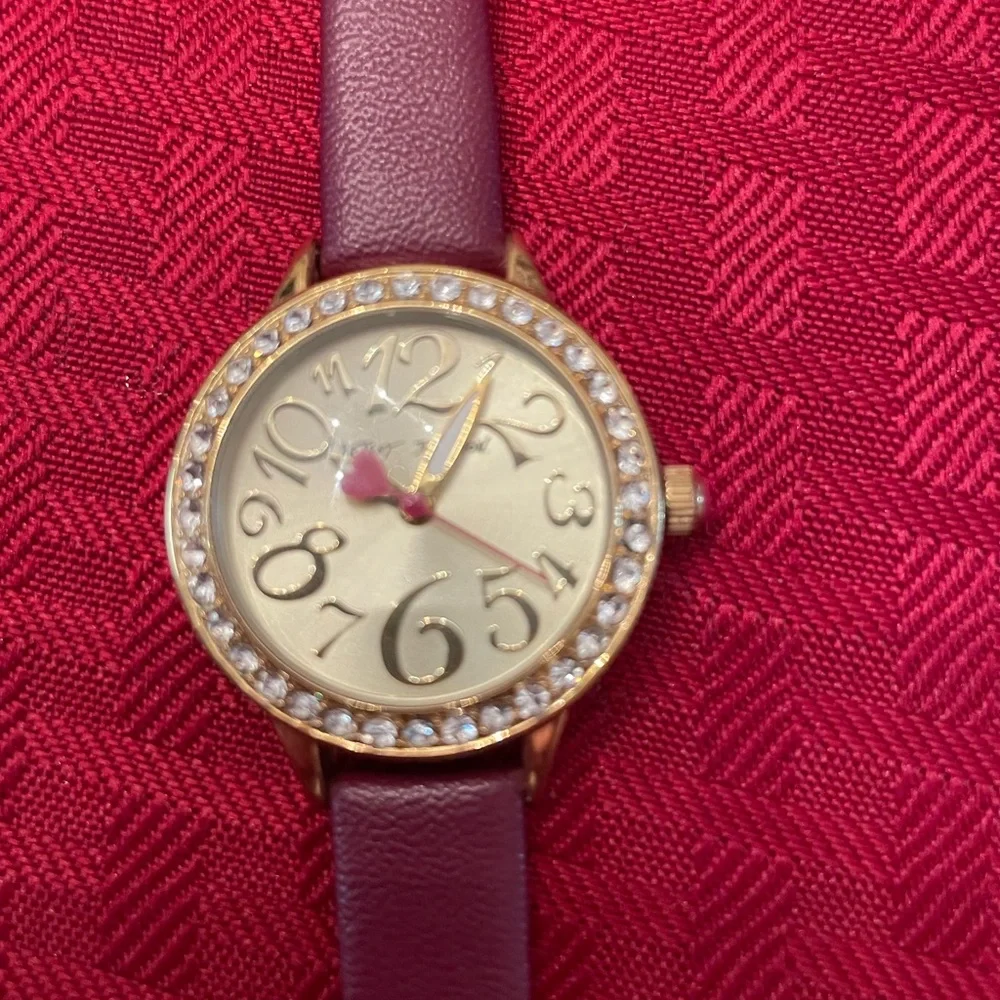 Betsey Johnson watch - Picture 1 of 7